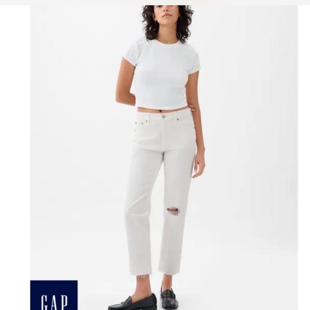 Gap. New with Tags. Size 2 Long